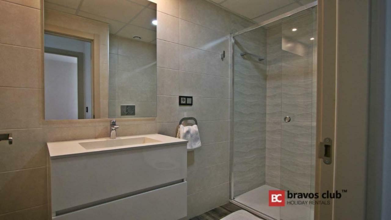 Апартаменты La Ermita 7 By Bravos Club Бенидорм Экстерьер фото
